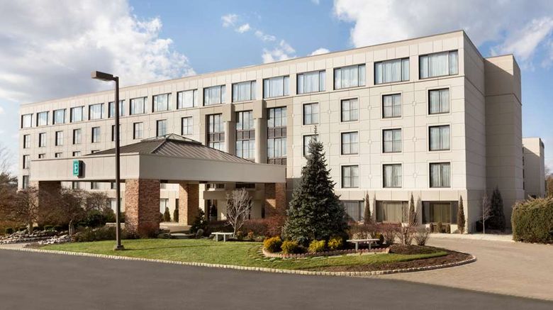 Embassy Suites Piscataway Exterior. Images powered by <a href="https://iceportal.shijigroup.com" target="_blank" rel="noopener">Ice Portal</a>.