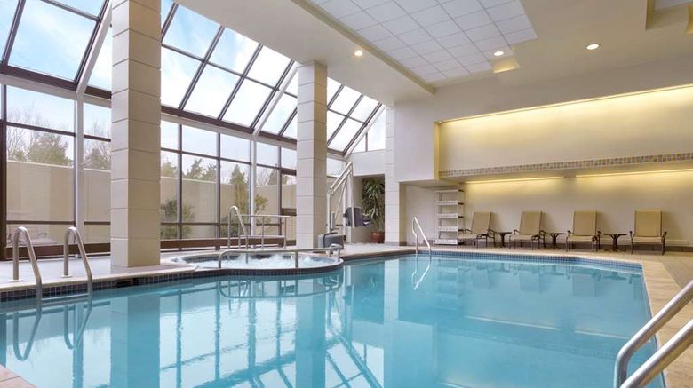 <b>Embassy Suites Piscataway Pool</b>. Images powered by <a href="https://iceportal.shijigroup.com/" title="IcePortal" target="_blank">IcePortal</a>.