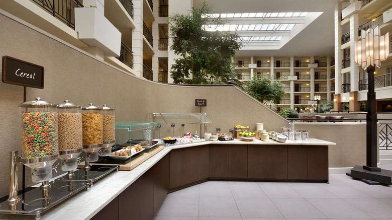 <b>Embassy Suites Piscataway Restaurant</b>. Images powered by <a href="https://iceportal.shijigroup.com/" title="IcePortal" target="_blank">IcePortal</a>.