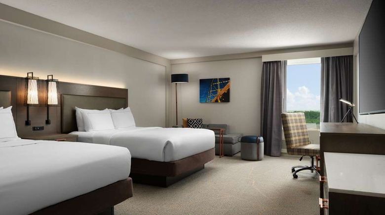 <b>DoubleTree Hotel Pittsburgh Airport Room</b>. Images powered by <a href="https://iceportal.shijigroup.com/" title="IcePortal" target="_blank">IcePortal</a>.