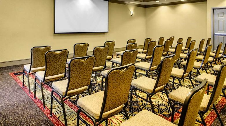 <b>Hilton Garden Inn Pittsburgh/Cranberry Meeting</b>. Images powered by <a href="https://iceportal.shijigroup.com/" title="IcePortal" target="_blank">IcePortal</a>.