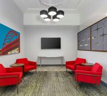 Hampton Inn & Suites Pittsburgh-Downtown Lobby