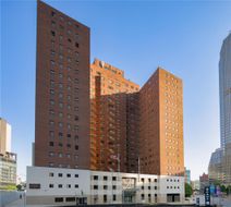Doubletree Hotel & Suites Pitt Downtown Exterior