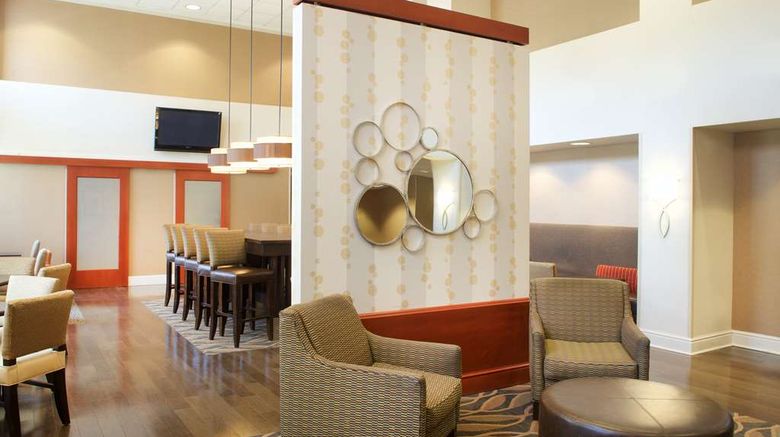 <b>Hampton Inn & Suites Meadow Lands Lobby</b>. Images powered by <a href="https://iceportal.shijigroup.com/" title="IcePortal" target="_blank">IcePortal</a>.
