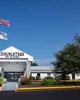 DoubleTree by Hilton PIT Meadow Lands