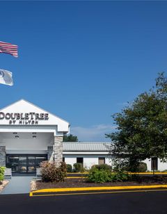 DoubleTree by Hilton PIT Meadow Lands