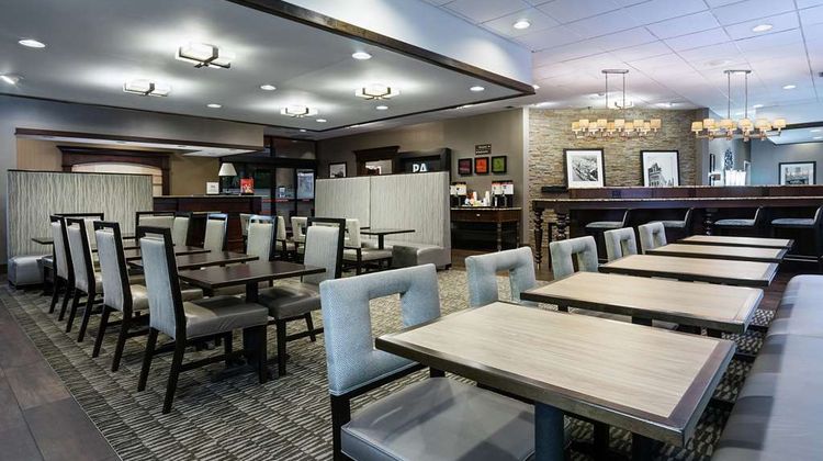 Hampton Inn Pittsburgh-University Center Restaurant