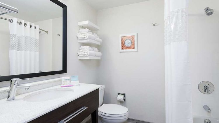 Hampton Inn Pittsburgh-University Center Room