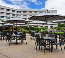 DoubleTree Pleasanton at the Club Exterior