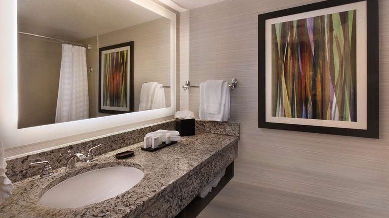 <b>Embassy Suites by Hilton Palm Desert Room</b>. Images powered by <a href="https://iceportal.shijigroup.com/" title="IcePortal" target="_blank">IcePortal</a>.