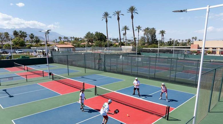 <b>Embassy Suites by Hilton Palm Desert Recreation</b>. Images powered by <a href="https://iceportal.shijigroup.com/" title="IcePortal" target="_blank">IcePortal</a>.