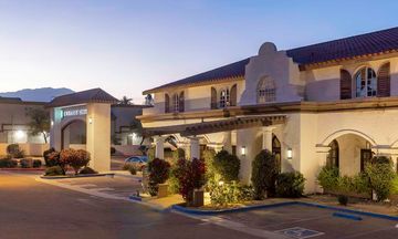 Embassy Suites by Hilton Palm Desert