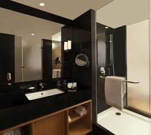 DoubleTree by Hilton Pune - Chinchwad Room