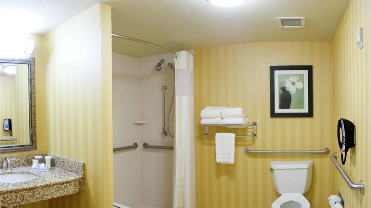 Hilton Garden Inn Pensacola Airport Room