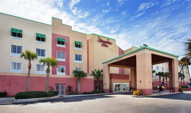 Hampton Inn Pensacola Beach Gulf Front Exterior