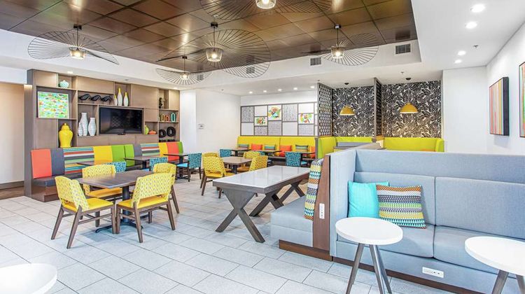 Hampton Inn Pensacola Beach Gulf Front Lobby