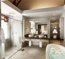 Hilton Moorea Lagoon Resort & Spa Room