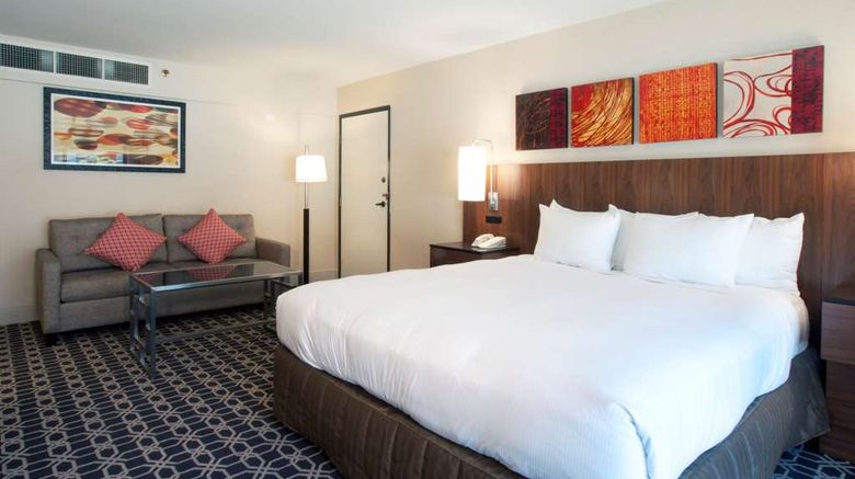 <b>Hilton Palm Springs Resort Room</b>. Images powered by <a href="https://iceportal.shijigroup.com/" title="IcePortal" target="_blank">IcePortal</a>.