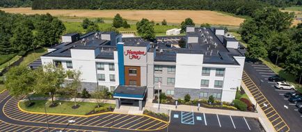 Hampton Inn Princeton Exterior
