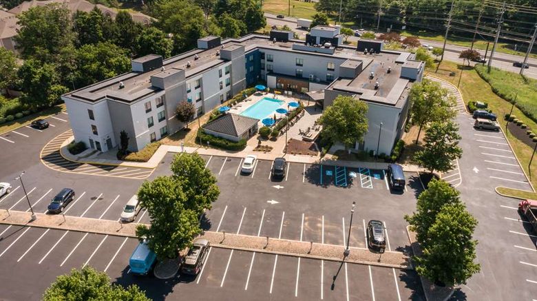 <b>Hampton Inn Princeton Pool</b>. Images powered by <a href="https://iceportal.shijigroup.com/" title="IcePortal" target="_blank">IcePortal</a>.