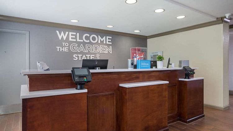 Hampton Inn Princeton Lobby