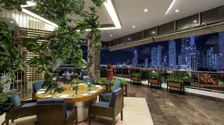 <b>Hilton Panama Restaurant</b>. Images powered by <a href="https://iceportal.shijigroup.com/" title="IcePortal" target="_blank">IcePortal</a>.