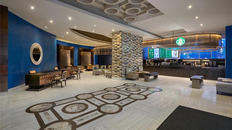 <b>Hilton Panama Lobby</b>. Images powered by <a href="https://iceportal.shijigroup.com/" title="IcePortal" target="_blank">IcePortal</a>.