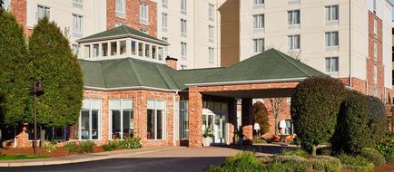 Hilton Garden Inn Providence Airport Exterior