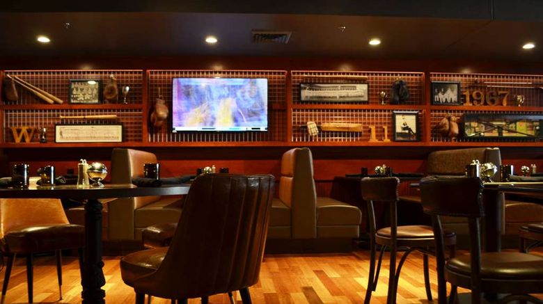 <b>Hilton Providence Downtown Restaurant</b>. Images powered by <a href="https://iceportal.shijigroup.com/" title="IcePortal" target="_blank">IcePortal</a>.