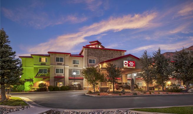 Best Western Plus Canyon Pines Exterior