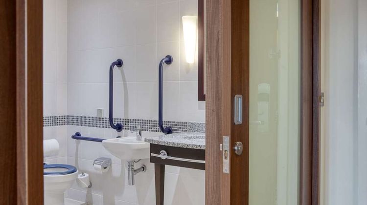 Hampton by Hilton York Room