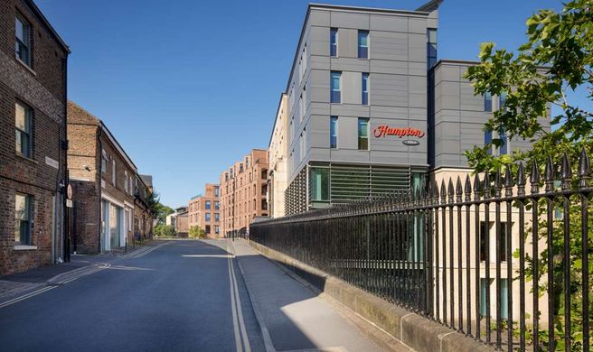 Hampton by Hilton York Exterior