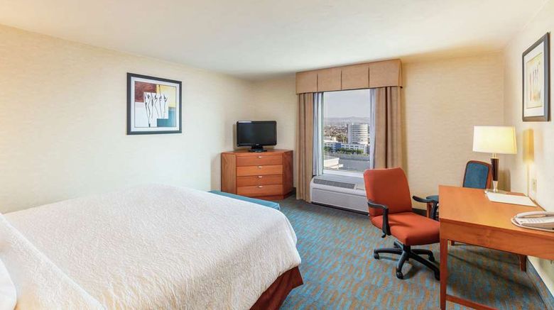 <b>Hampton Inn Hilton Queretaro Tecnologic Room</b>. Images powered by <a href="https://iceportal.shijigroup.com/" title="IcePortal" target="_blank">IcePortal</a>.