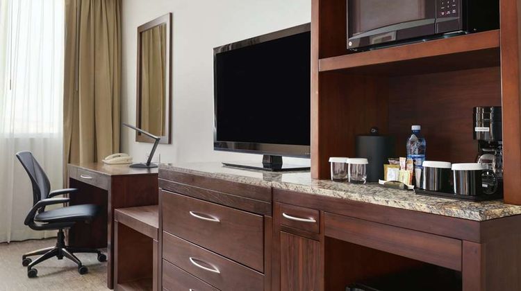 Hilton Garden Inn Queretaro Room