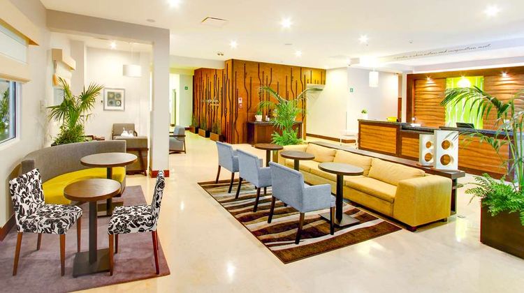 Hilton Garden Inn Queretaro Lobby