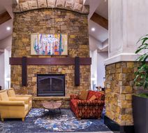 Hilton Garden Inn Bend Lobby
