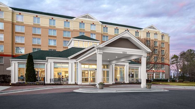 Hilton Garden Inn Raleigh-Durham Airport Exterior