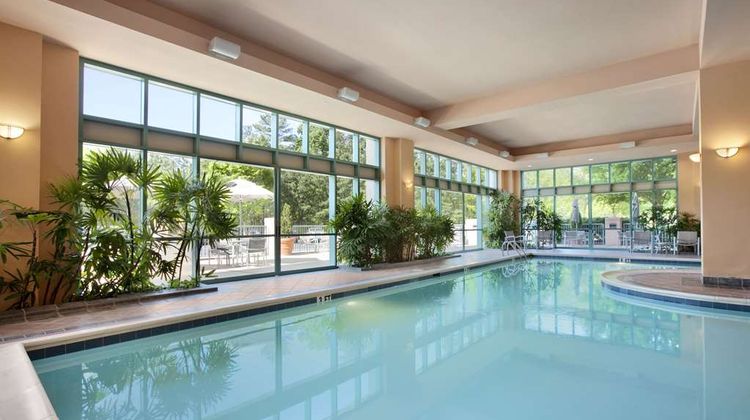 Embassy Suites Raleigh Durham Research Pool