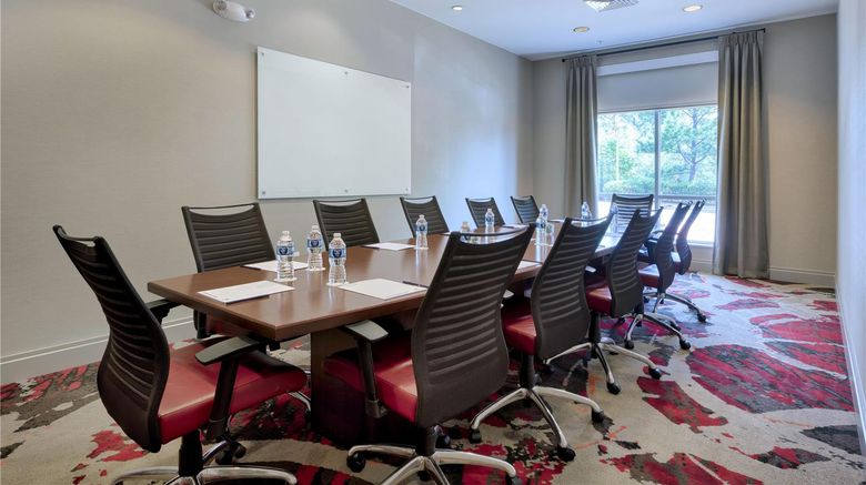 <b>DoubleTree by Hilton Raleigh-Cary Meeting</b>. Images powered by <a href="https://iceportal.shijigroup.com/" title="IcePortal" target="_blank">IcePortal</a>.