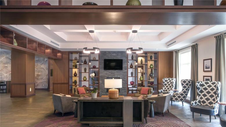 <b>DoubleTree by Hilton Raleigh-Cary Lobby</b>. Images powered by <a href="https://iceportal.shijigroup.com/" title="IcePortal" target="_blank">IcePortal</a>.