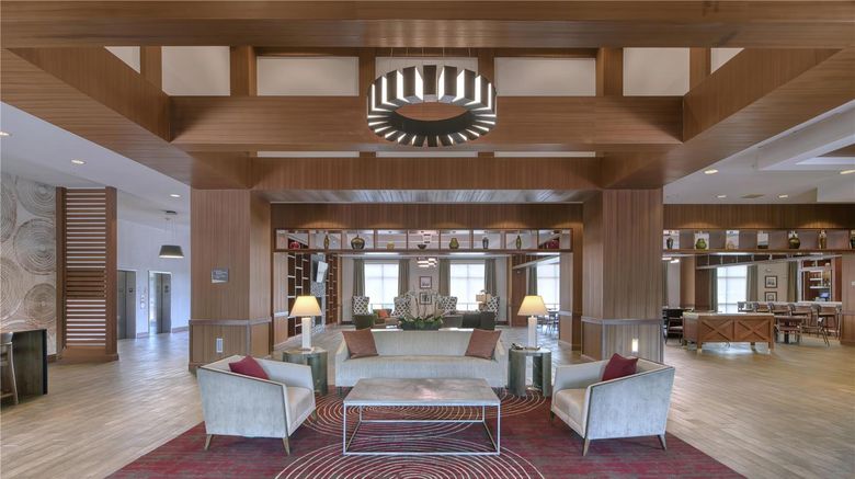 <b>DoubleTree by Hilton Raleigh-Cary Lobby</b>. Images powered by <a href="https://iceportal.shijigroup.com/" title="IcePortal" target="_blank">IcePortal</a>.