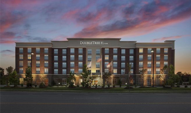 DoubleTree by Hilton Raleigh-Cary Exterior