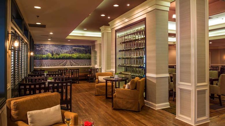 <b>DoubleTree by Hilton Raleigh Durham Arpt Restaurant</b>. Images powered by <a href="https://iceportal.shijigroup.com/" title="IcePortal" target="_blank">IcePortal</a>.