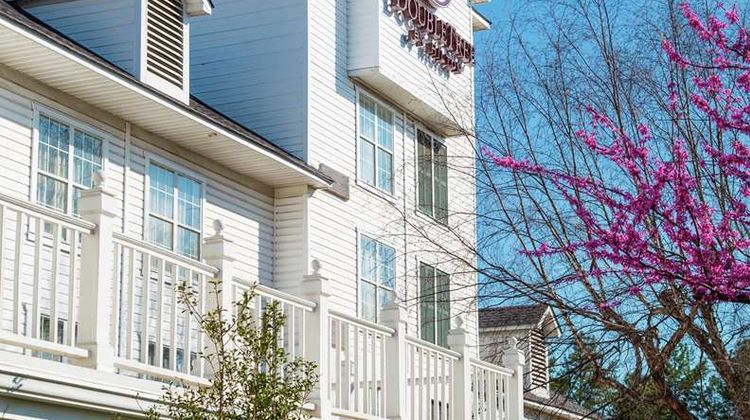 DoubleTree by Hilton Raleigh Durham Arpt Exterior