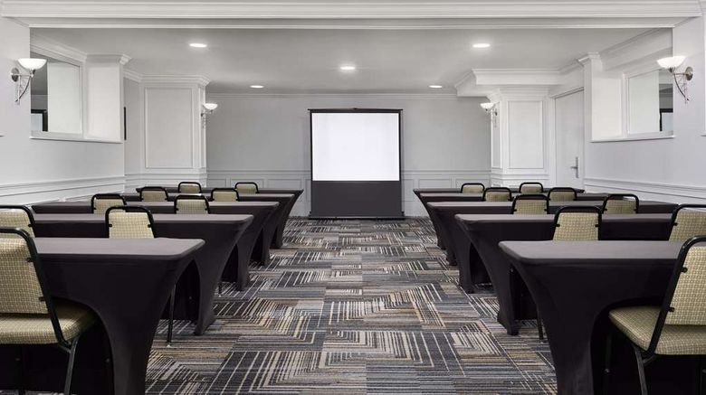 <b>Homewood Suites by Hilton Raleigh-Durham Spa</b>. Images powered by <a href="https://iceportal.shijigroup.com/" title="IcePortal" target="_blank">IcePortal</a>.