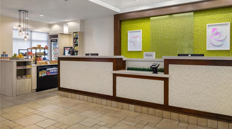 <b>Hilton Garden Inn Raleigh-Durham RTP Lobby</b>. Images powered by <a href="https://iceportal.shijigroup.com/" title="IcePortal" target="_blank">IcePortal</a>.