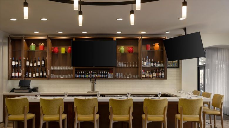 <b>Hilton Garden Inn Raleigh-Durham RTP Restaurant</b>. Images powered by <a href="https://iceportal.shijigroup.com/" title="IcePortal" target="_blank">IcePortal</a>.