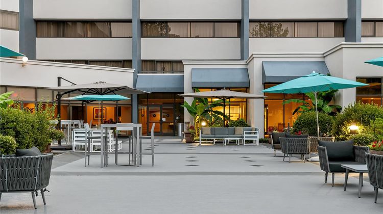 DoubleTree Suites by Hilton Durham Exterior