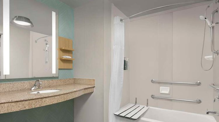 Hilton Garden Inn Capital Blvd & I-540 Suite