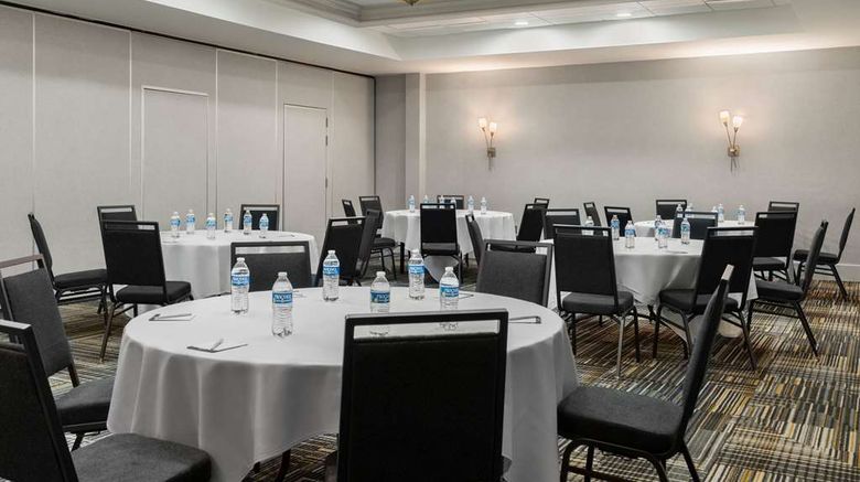 <b>Homewood Suites Richmond Airport Spa</b>. Images powered by <a href="https://iceportal.shijigroup.com/" title="IcePortal" target="_blank">IcePortal</a>.